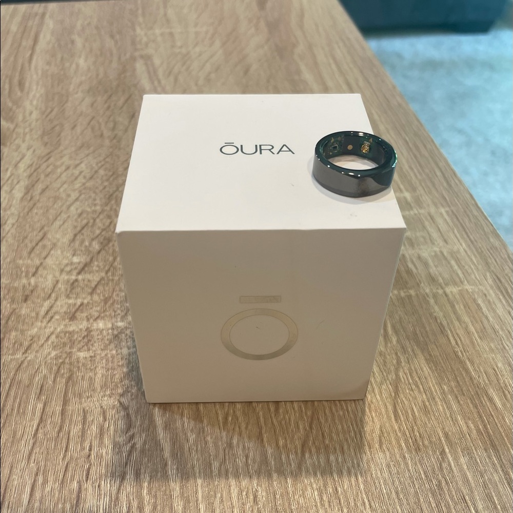 Oura Heritage Ring (Black, Size 8)